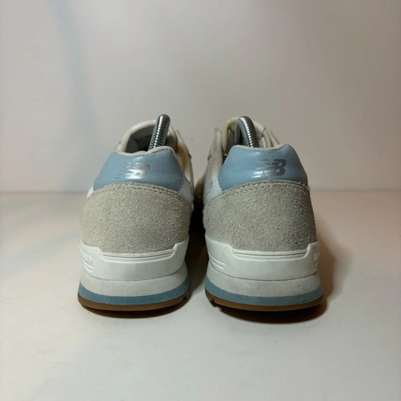 New Balance Women’s 996 V2 Running Shoe Blue Size 12 B Athletic Sneakers - Picture 7 of 9